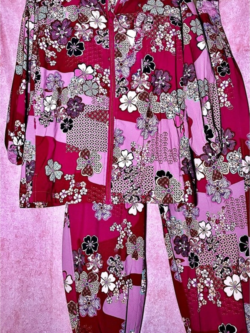 JOHNNY WAS. Active Floral Track Zip Up Jacket & Pants. XXL-Like New. 2 piece set